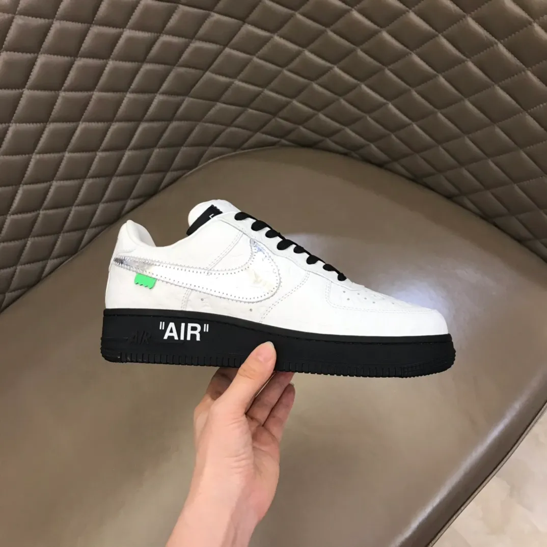 lMen's shoes 💰p440 "*OUIS *UITTO*" x OFF-WHITE x Nike tripartite collaboration! Trendy and cool men's casual sports shoes with unrivaled color matching. The design idea basically continues the style of THE TEN. The Swoosh line and tongue label have a very familiar visual effect and are both fashionable and trendy! A must-have for fashionistas! The effect on your feet is absolutely stunning! Size: 38-45